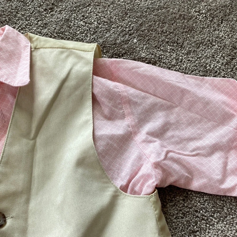Van Heusen Pink Shirt Ivory Vest Dress Pants 3 Piece Suit Set SIZE 8
